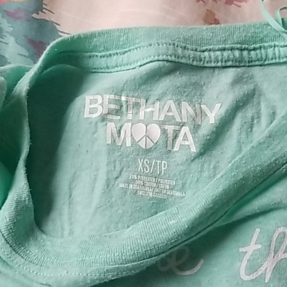 Bethany mota XS t shirt - Picture 2 of 2